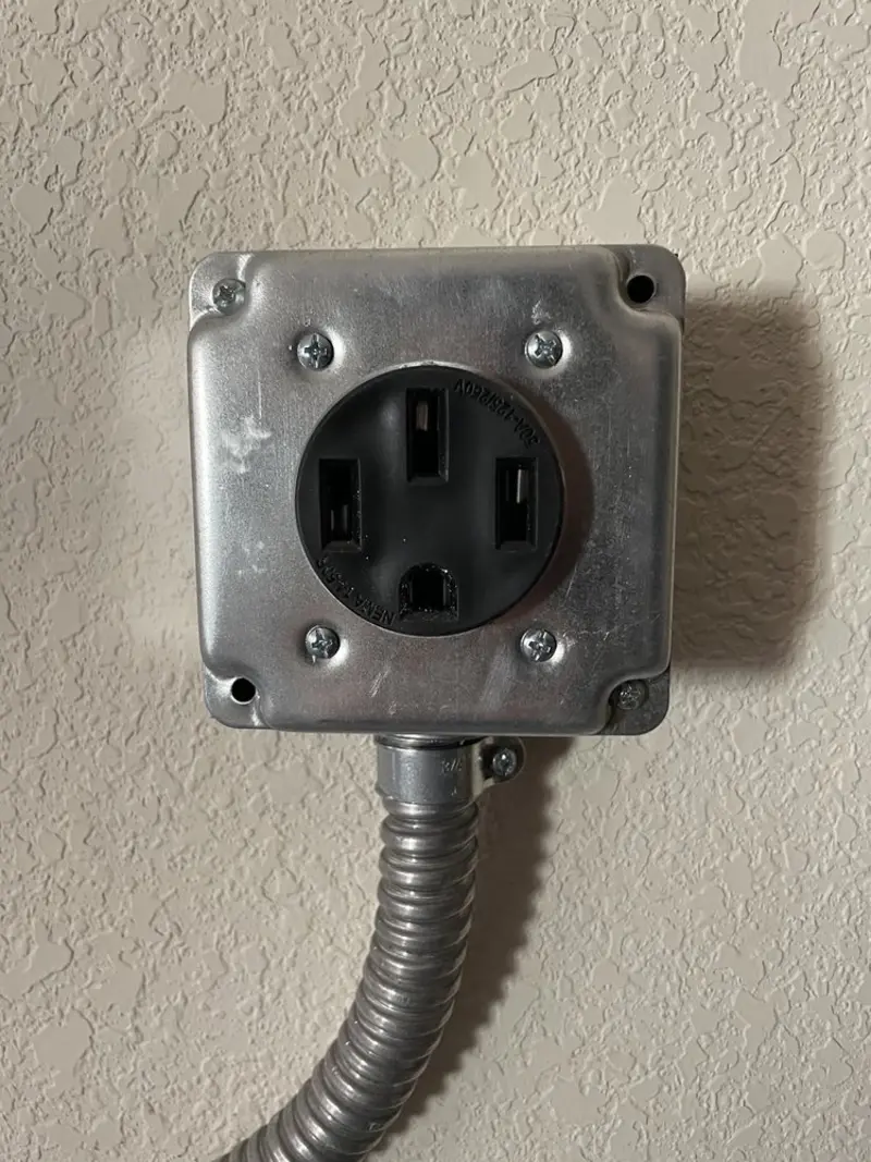 NEMA 14-50 outlet installed for Smart Home Electrical in Woodlake